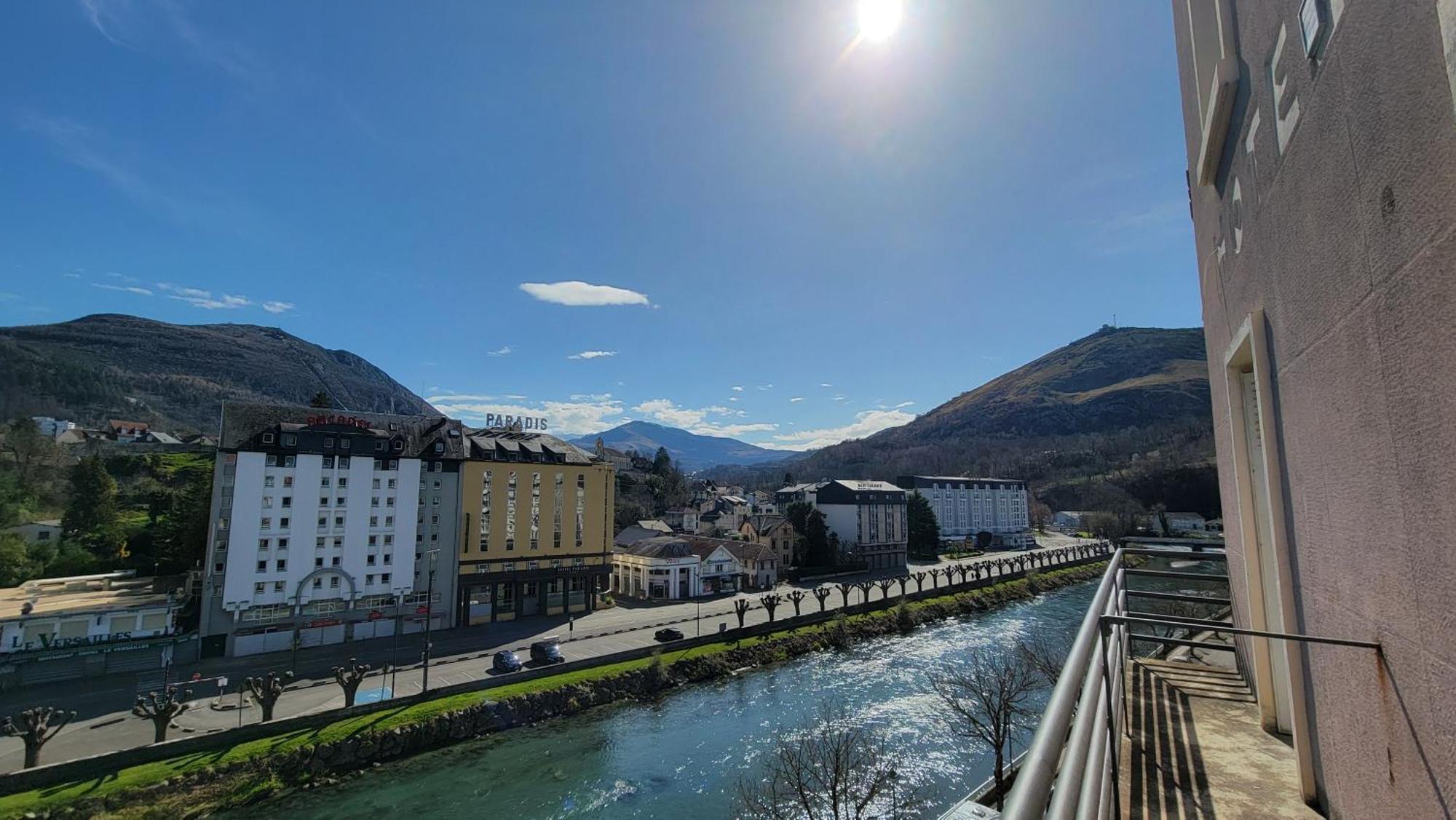 Le Prestige Du Sanctuaire * Lourdes